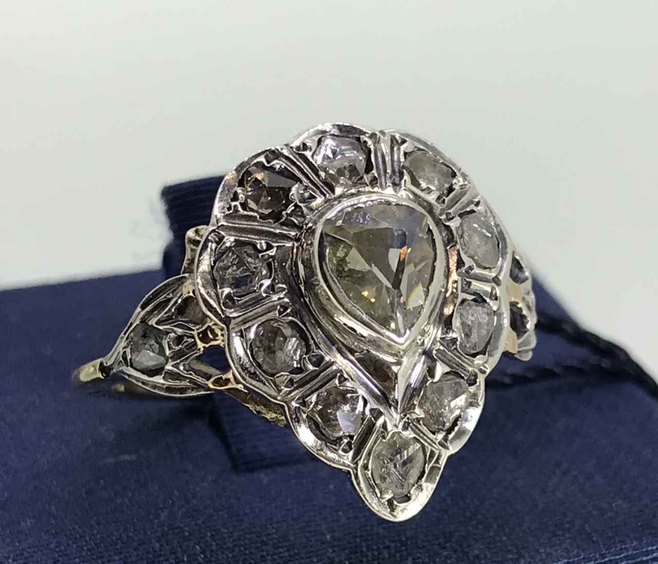 Anello in argento e oro con Diamanti taglia Rosa.